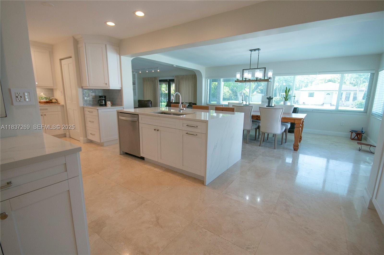 10111 SW 66th Street, Miami, FL 33173 photo 6