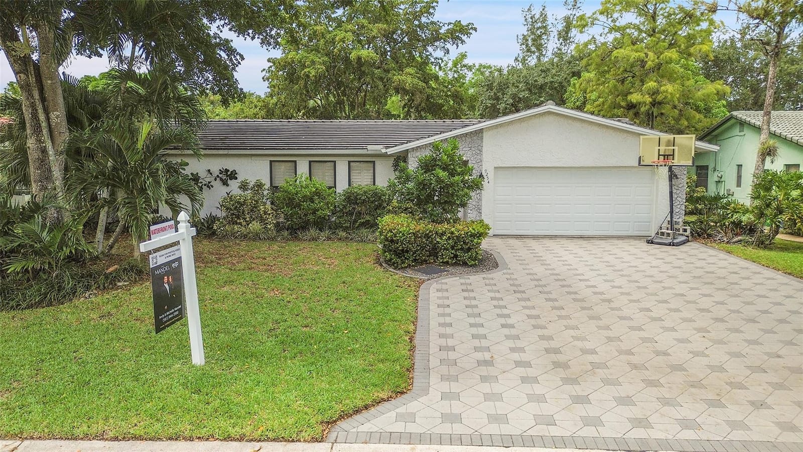 9254 NW 13th Place, Coral Springs, FL 33071