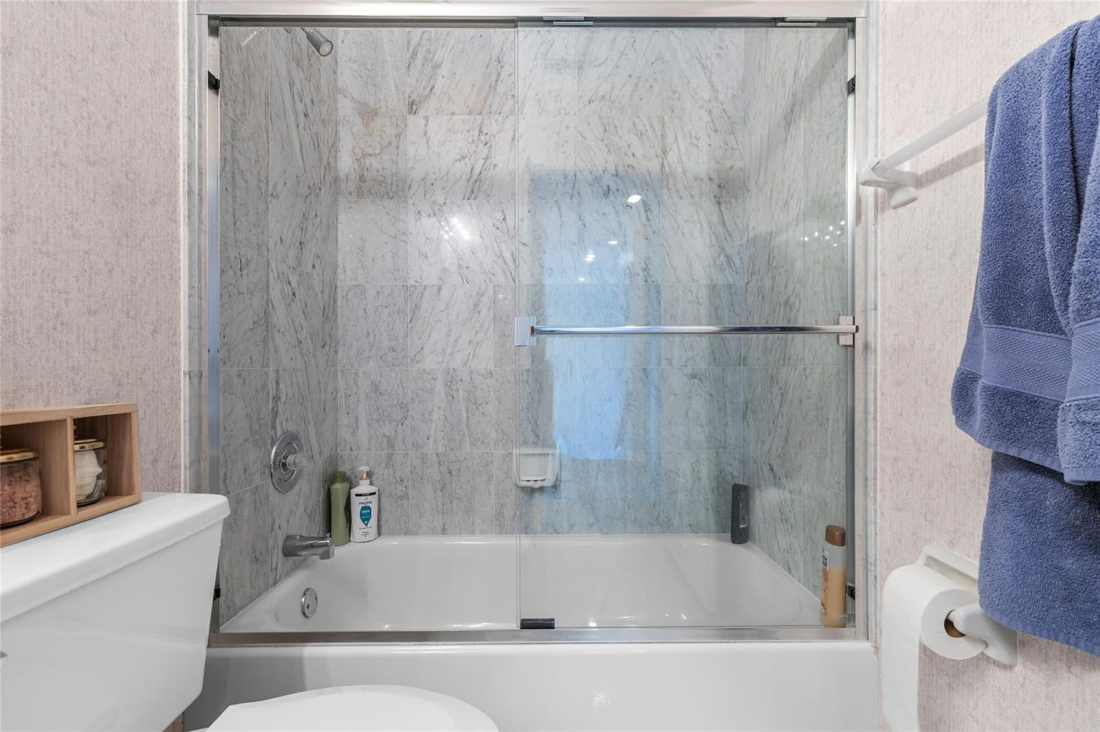 1430 N Trafalgar Circle — photo 12