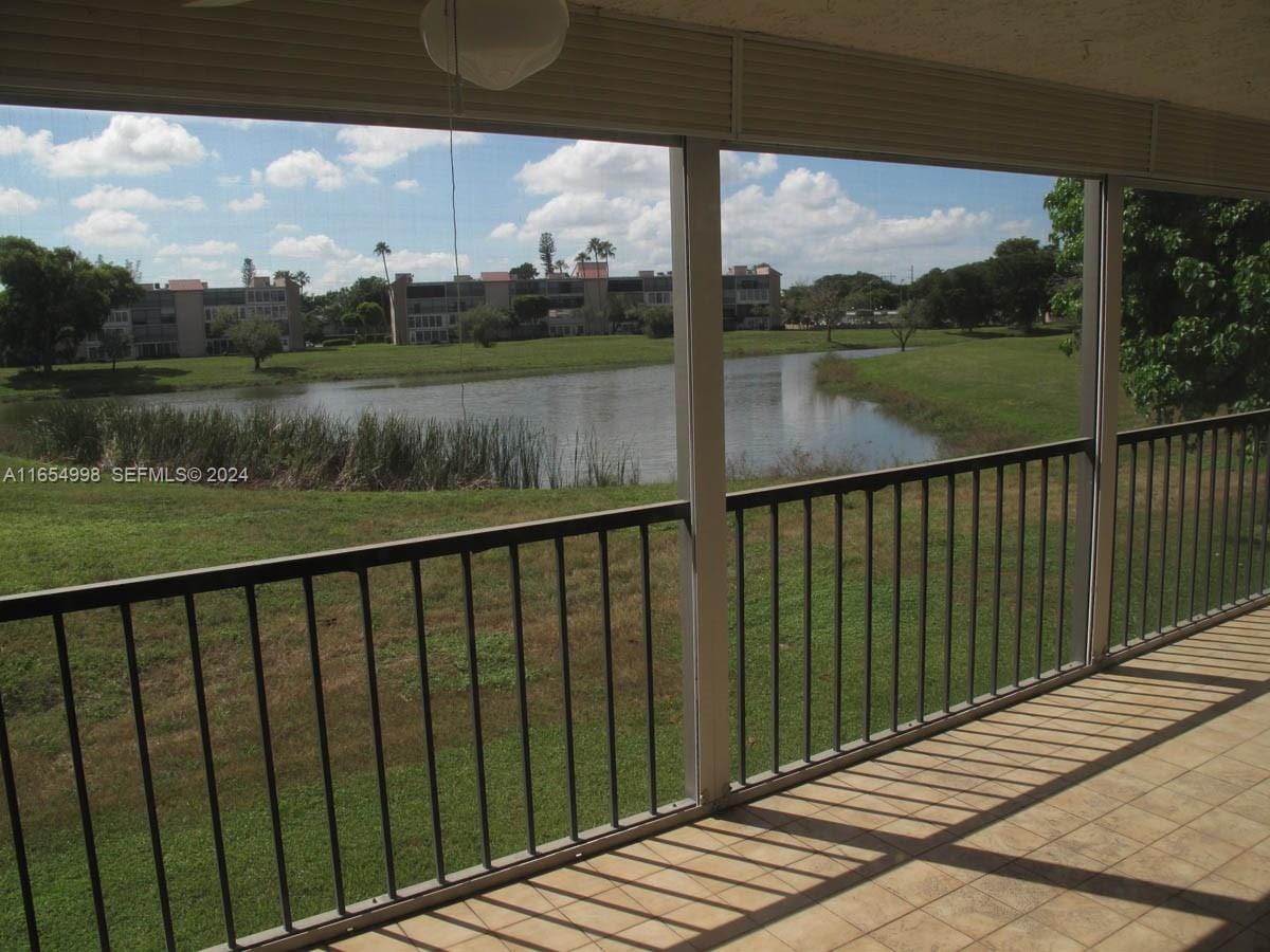 7210 Lake Cir Drive 205, Margate, FL 33063