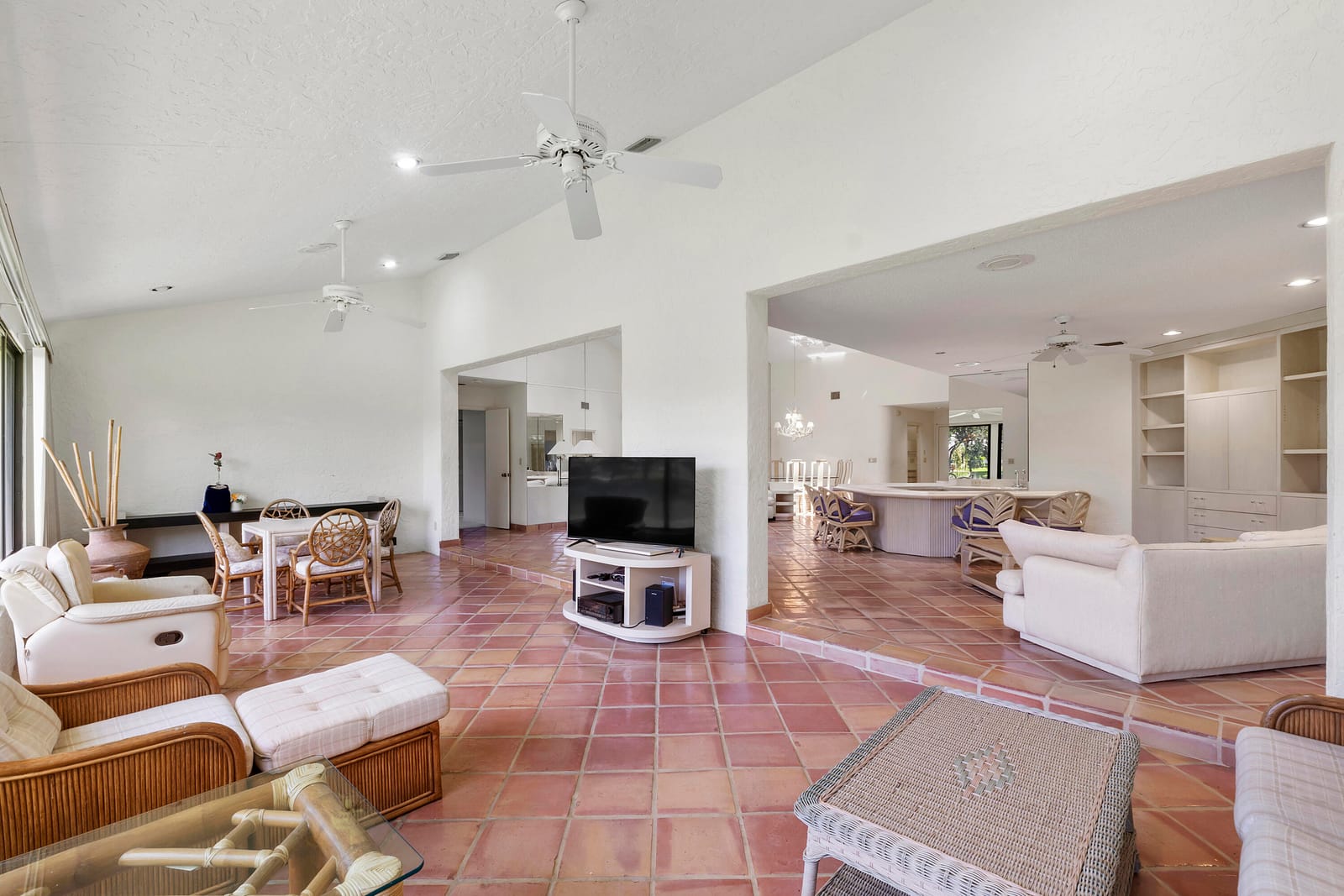 4 Clubhouse Lane, Boynton Beach, FL 33436 photo 15