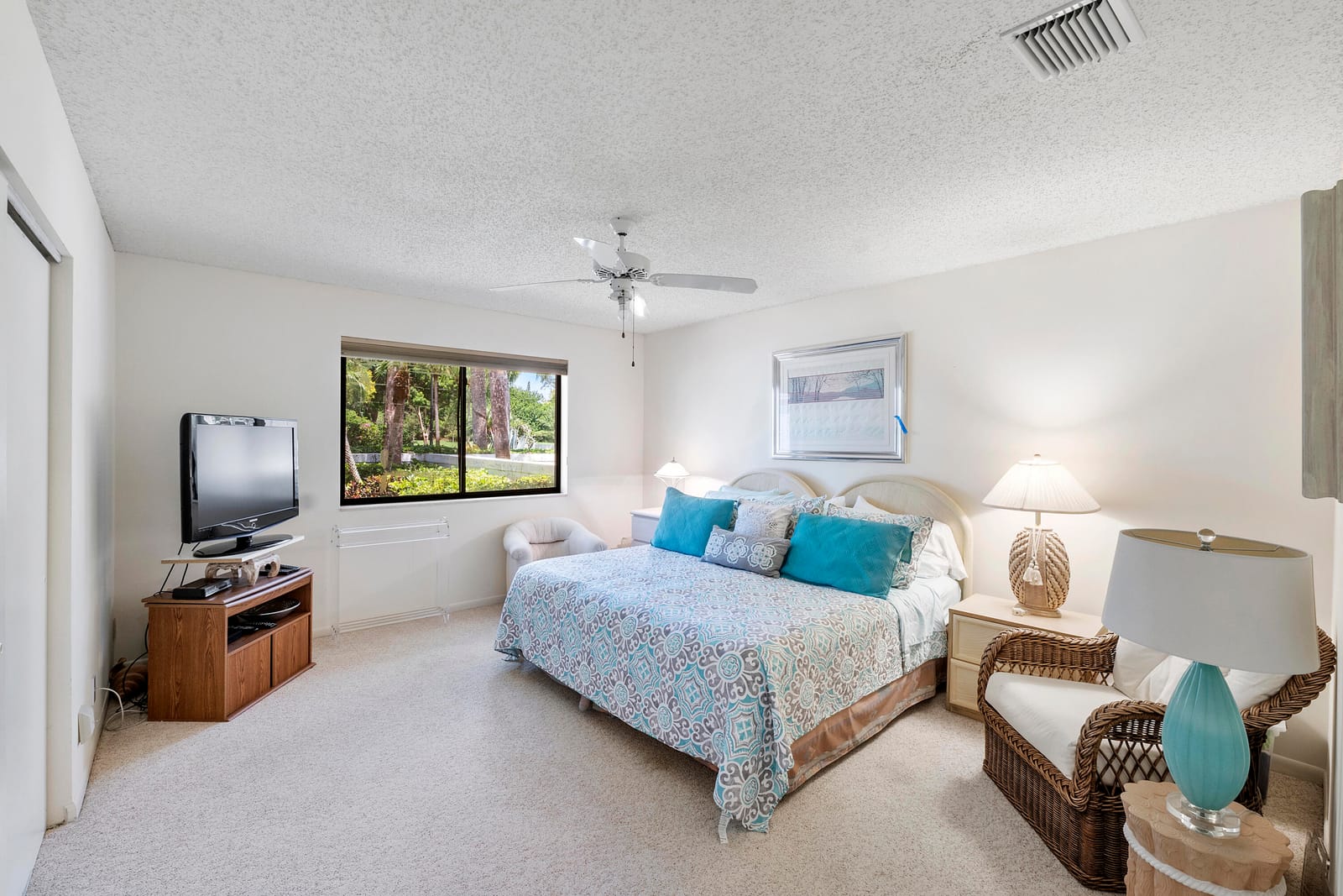 4 Clubhouse Lane, Boynton Beach, FL 33436 photo 17