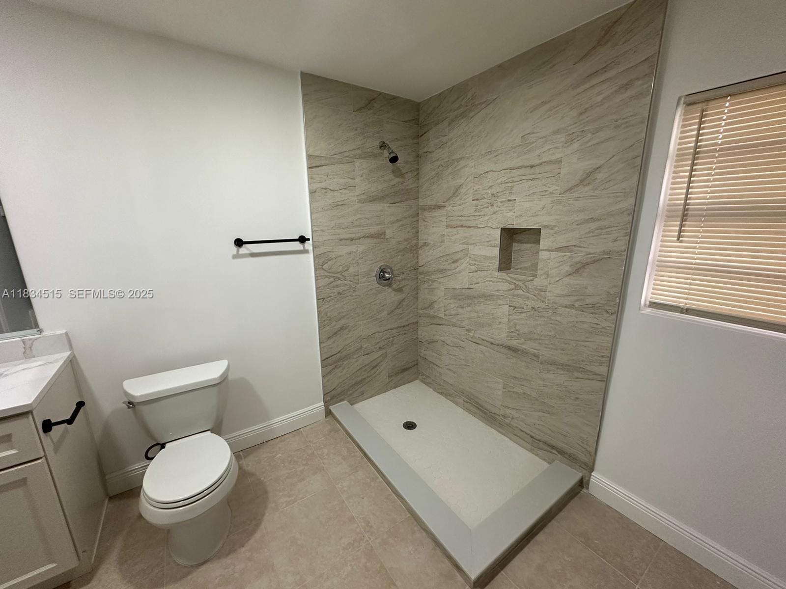125 SW 11th Avenue, South Bay, FL 33493 photo 26