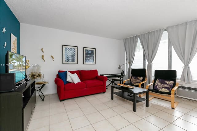 3177 S Ocean Drive 107, Hallandale Beach, FL 33009