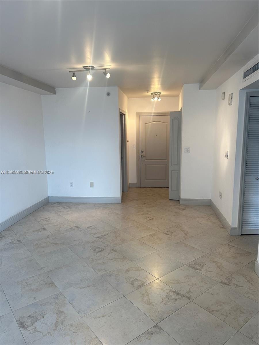 2400 SW 27th Avenue 406, Miami, FL 33145 photo 26