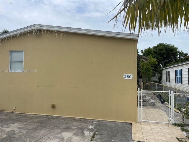 19800 SW 180th Avenue 280, Miami, FL 33187