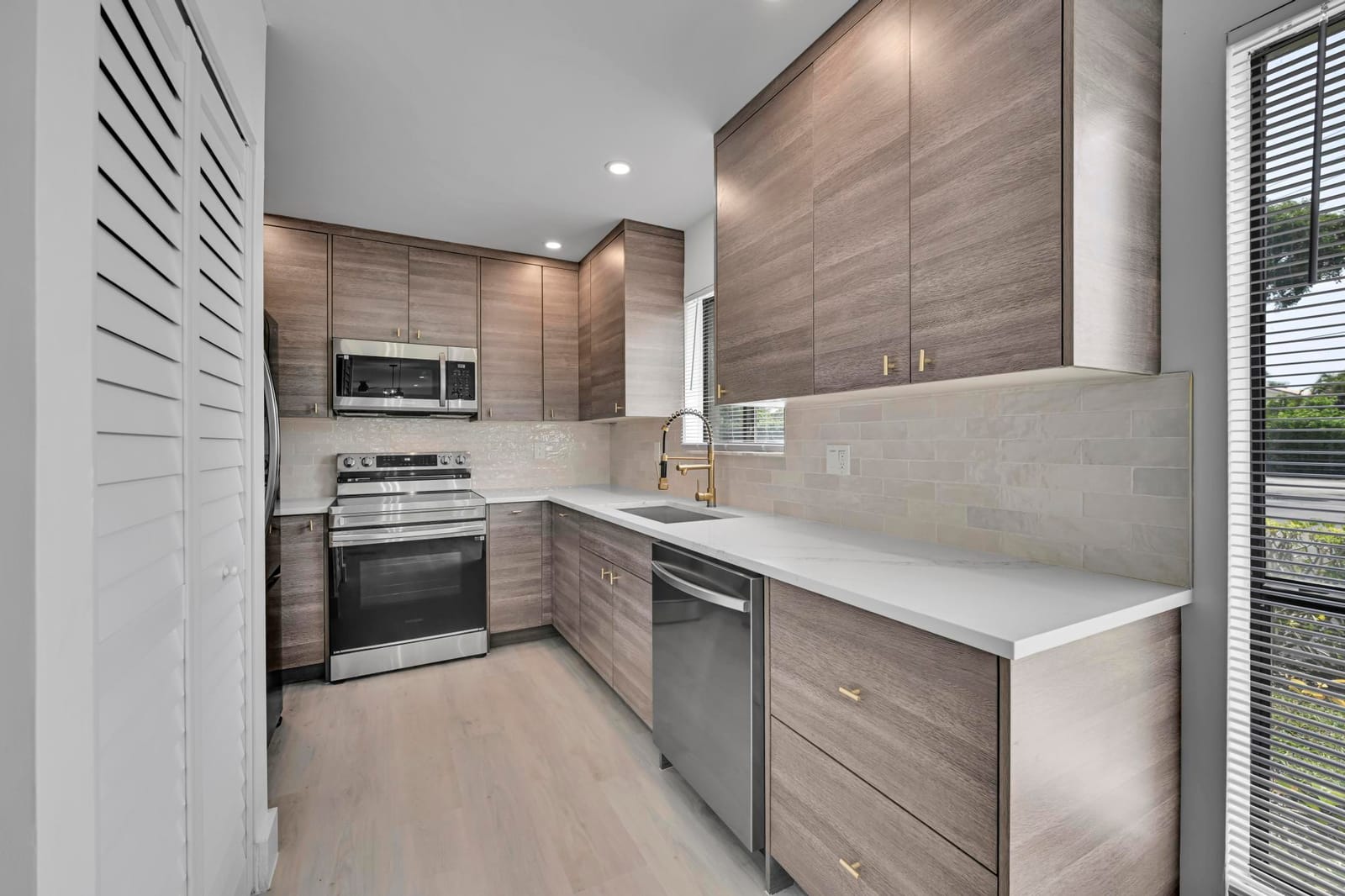 159 NW 70th 401 Street 401 — photo 7