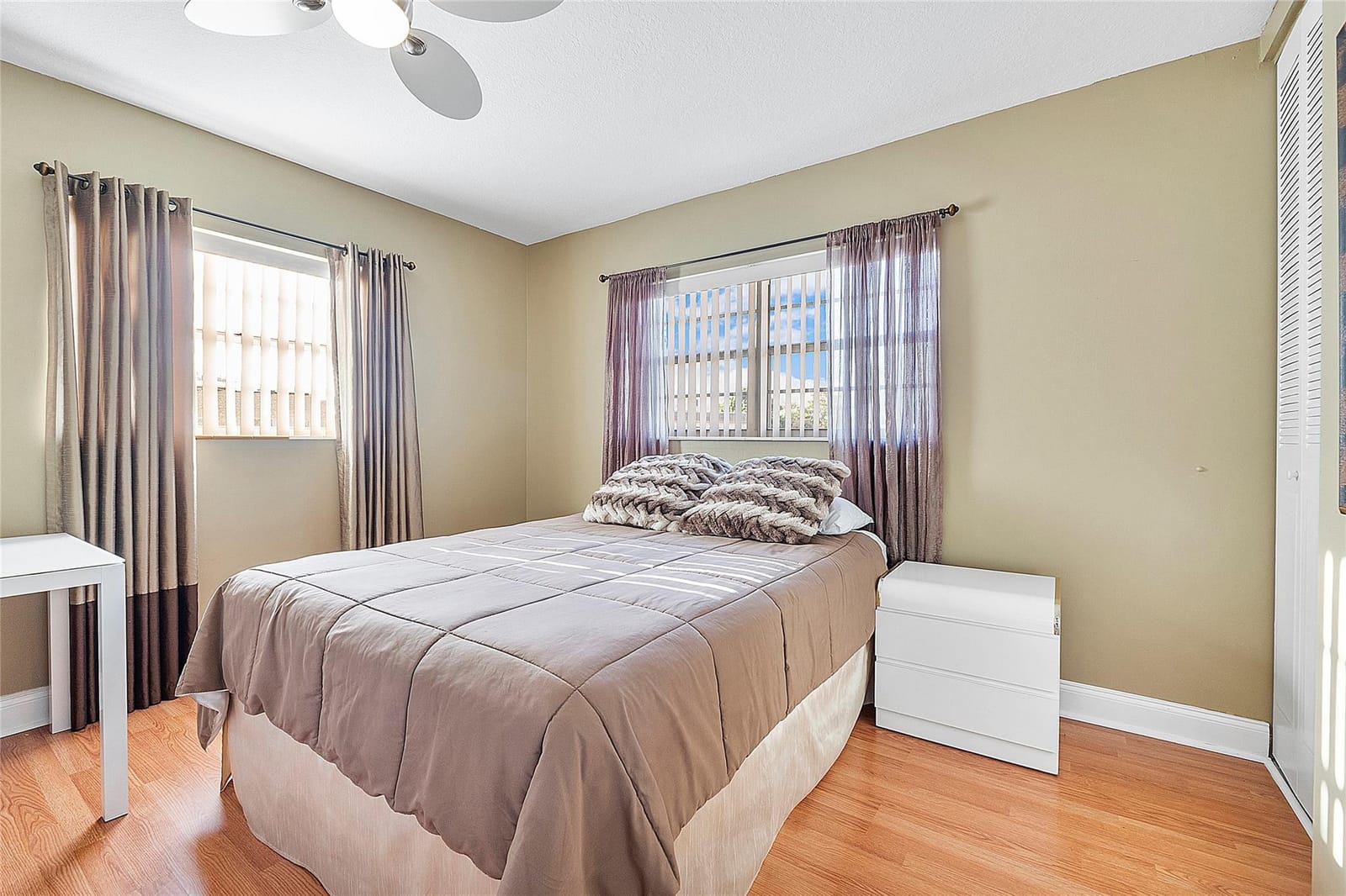 5051 W Oakland Park Boulevard 301 — photo 11