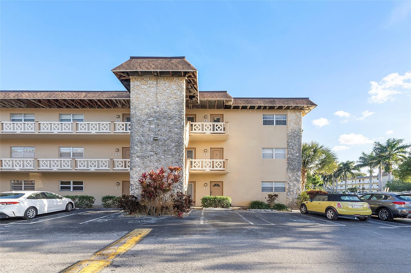 5051 W Oakland Park Boulevard 301, Lauderdale Lakes, FL 33313 photo 17
