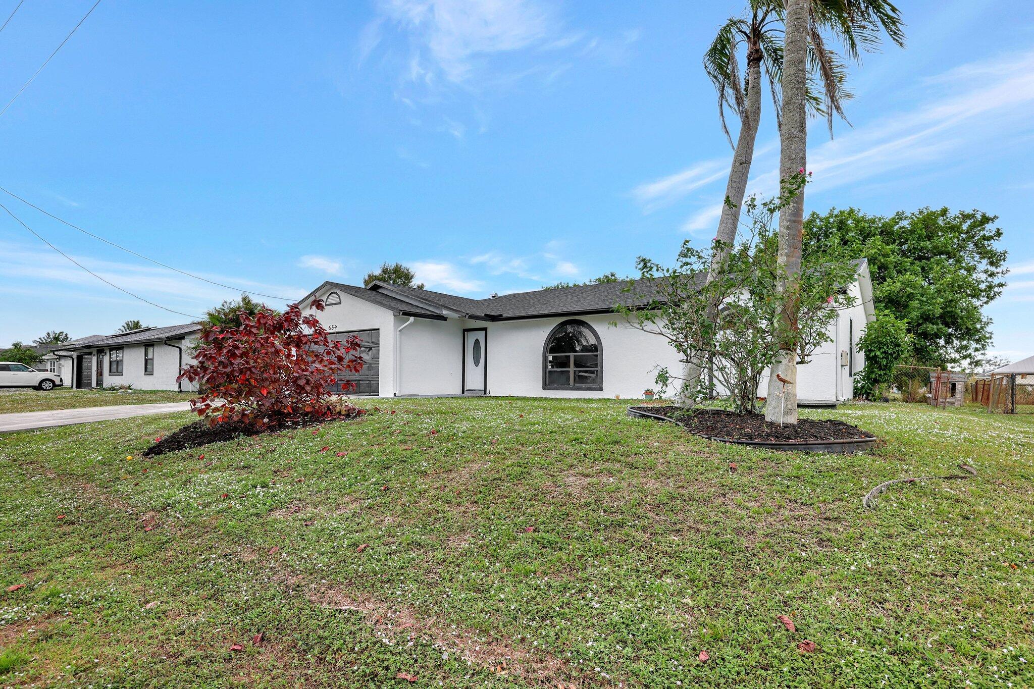 654 SW Pueblo Terrace, Port St. Lucie, FL 34953, Port St Lucie