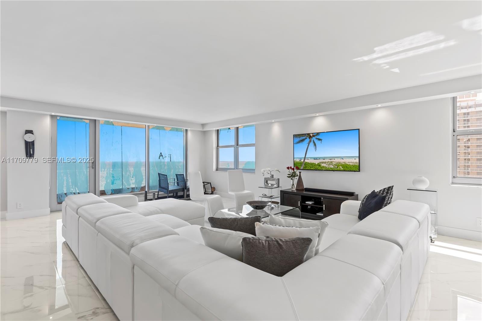1912 S Ocean Drive 17A — photo 7