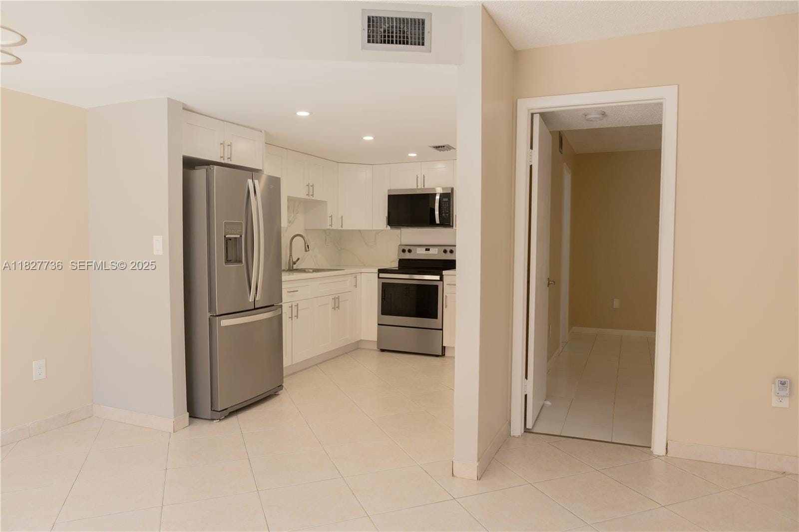 5337 W 23rd Court 13-3, Hialeah, FL 33016 photo 12