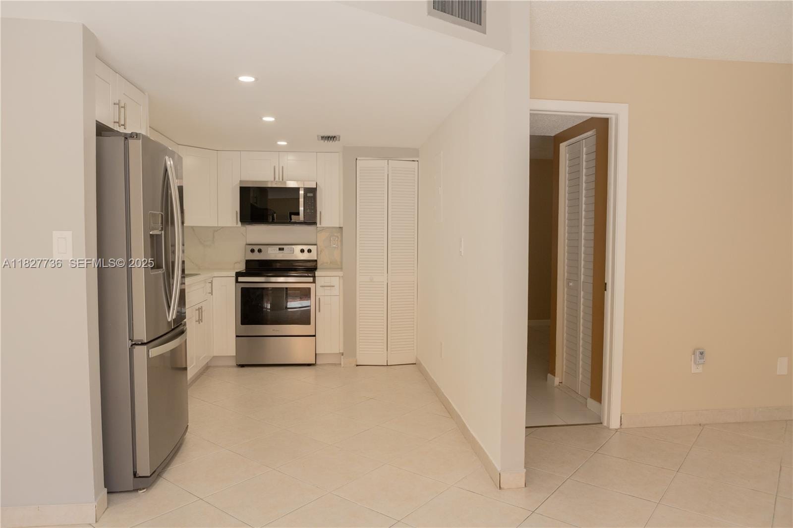 5337 W 23rd Court 13-3, Hialeah, FL 33016 photo 15