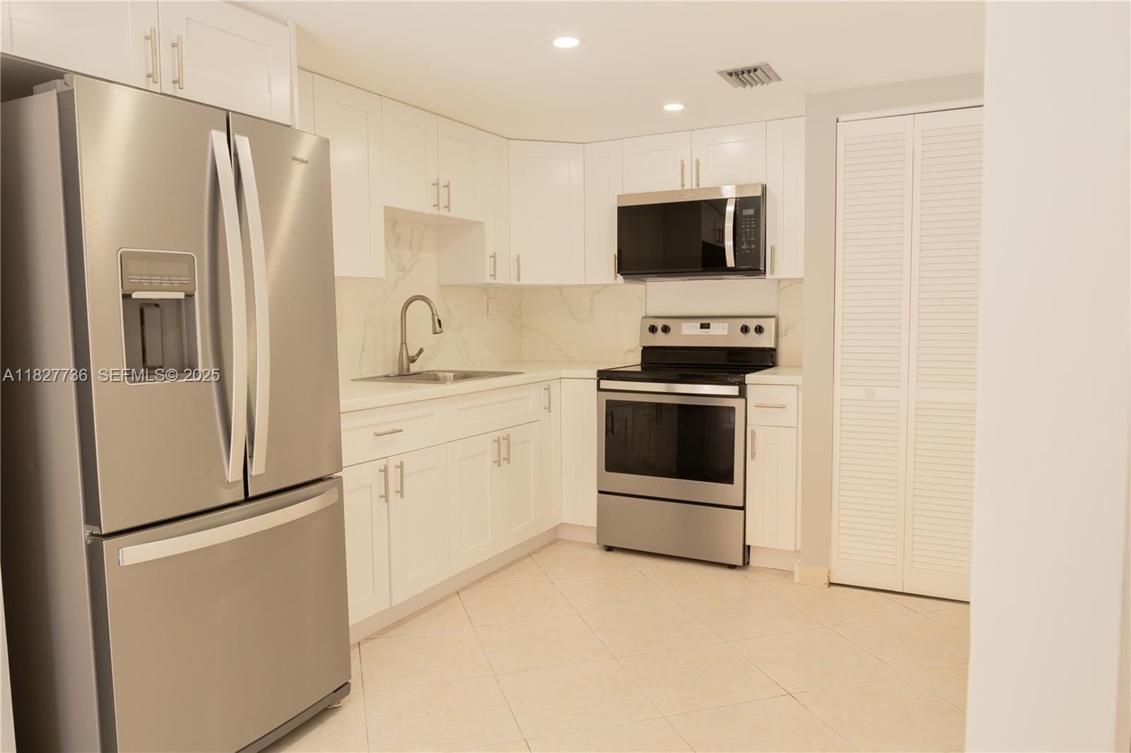 5337 W 23rd Court 13-3, Hialeah, FL 33016 photo 10