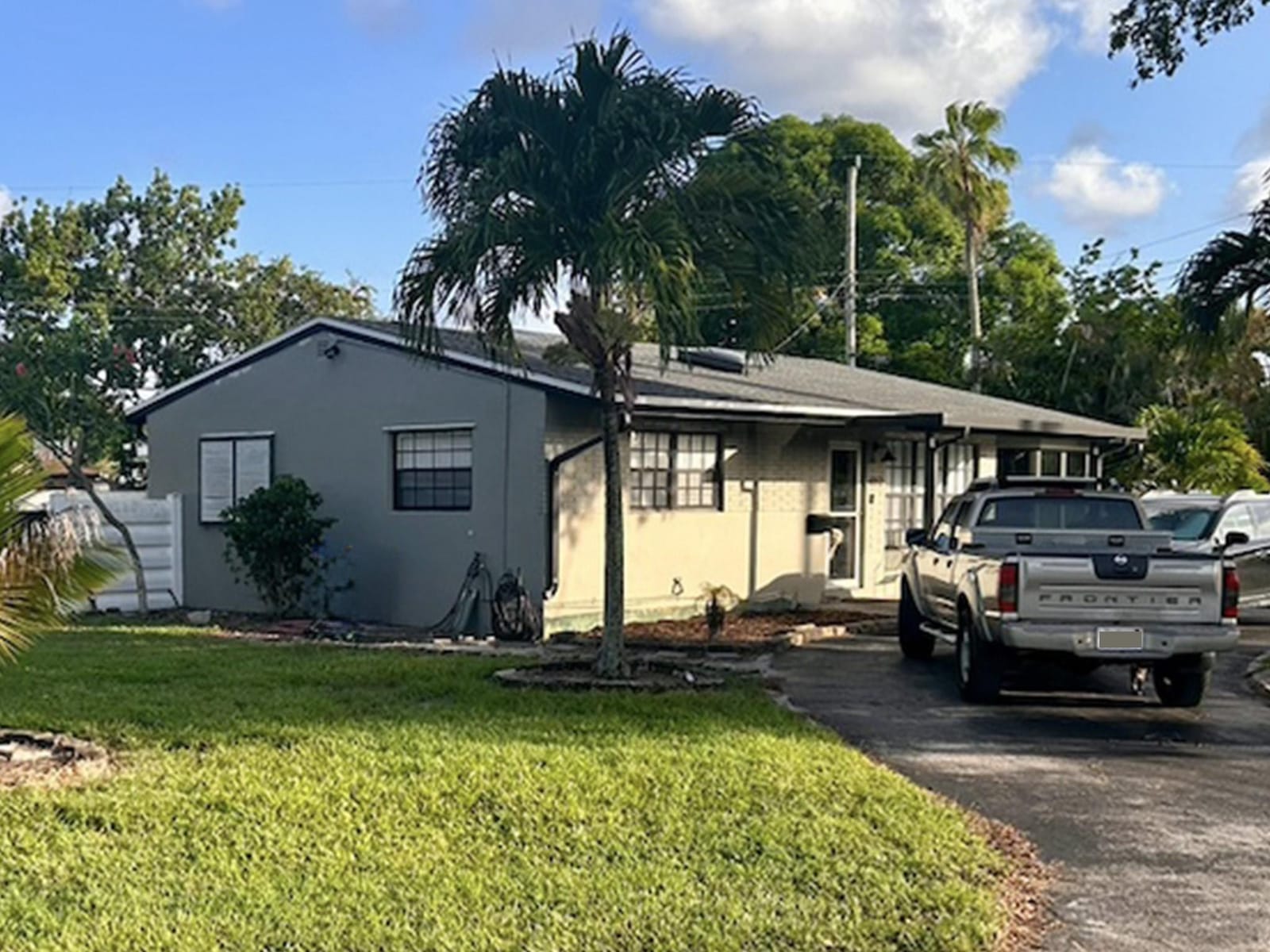 6852 SW 16th Street, Pembroke Pines, FL 33023