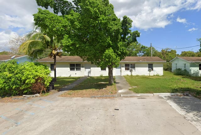 4565 Coconut Road, Lake Worth, FL 33461