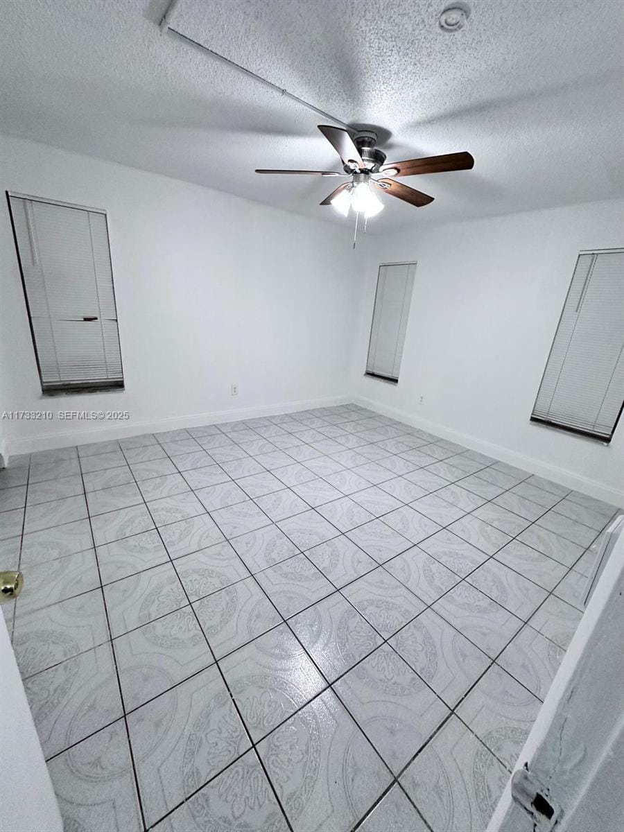 2800 NW 56th Avenue G102 — photo 4