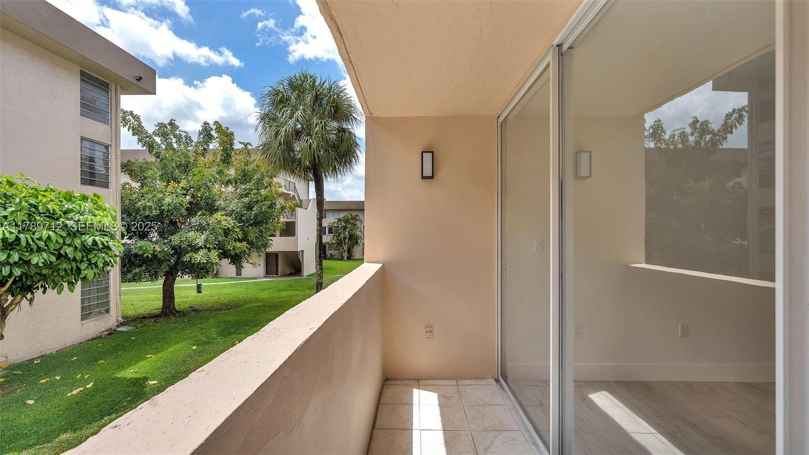 840 NW 87th Avenue 204, Miami, FL 33172 photo 17
