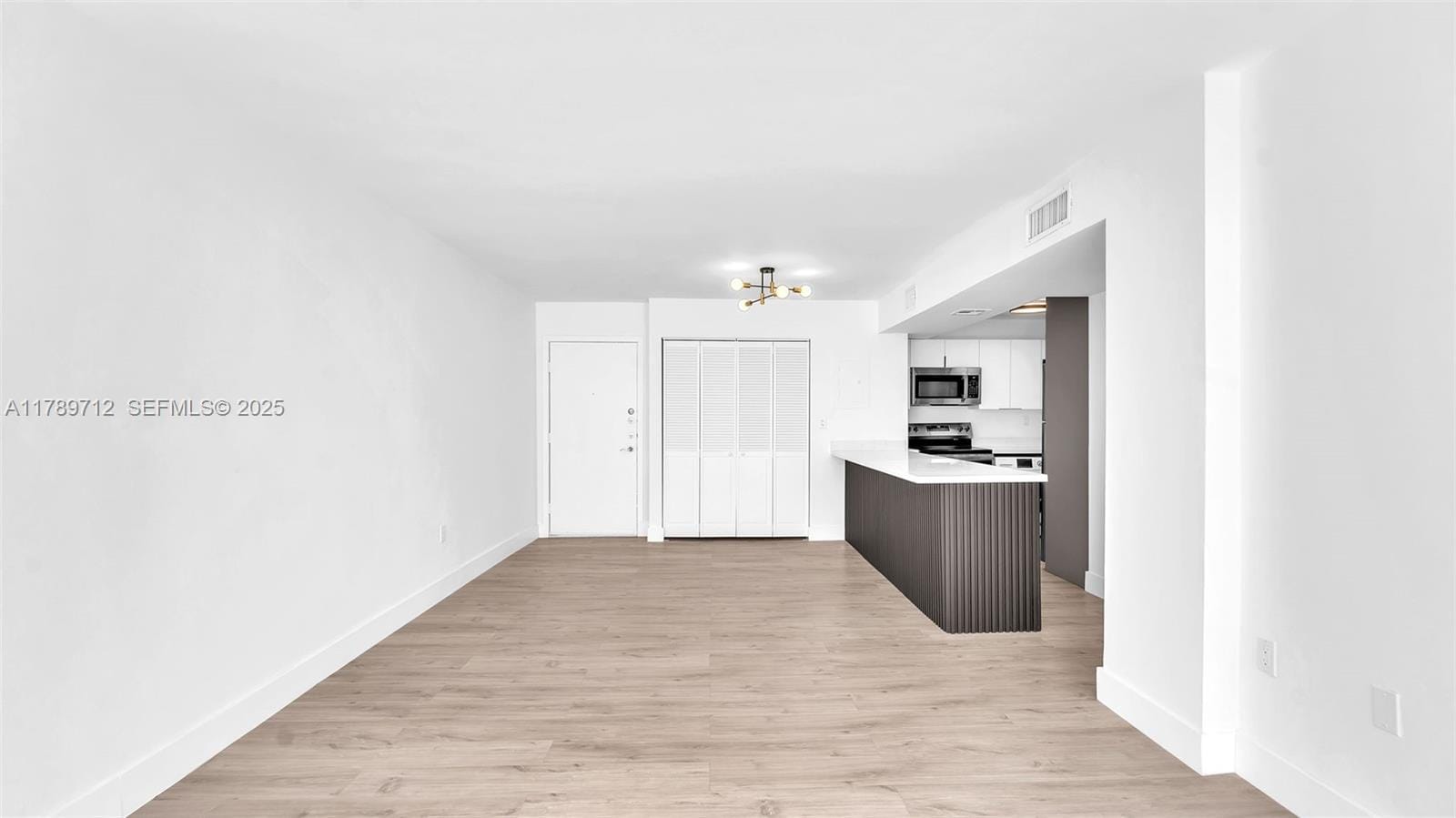 840 NW 87th Avenue 204, Miami, FL 33172 photo 25