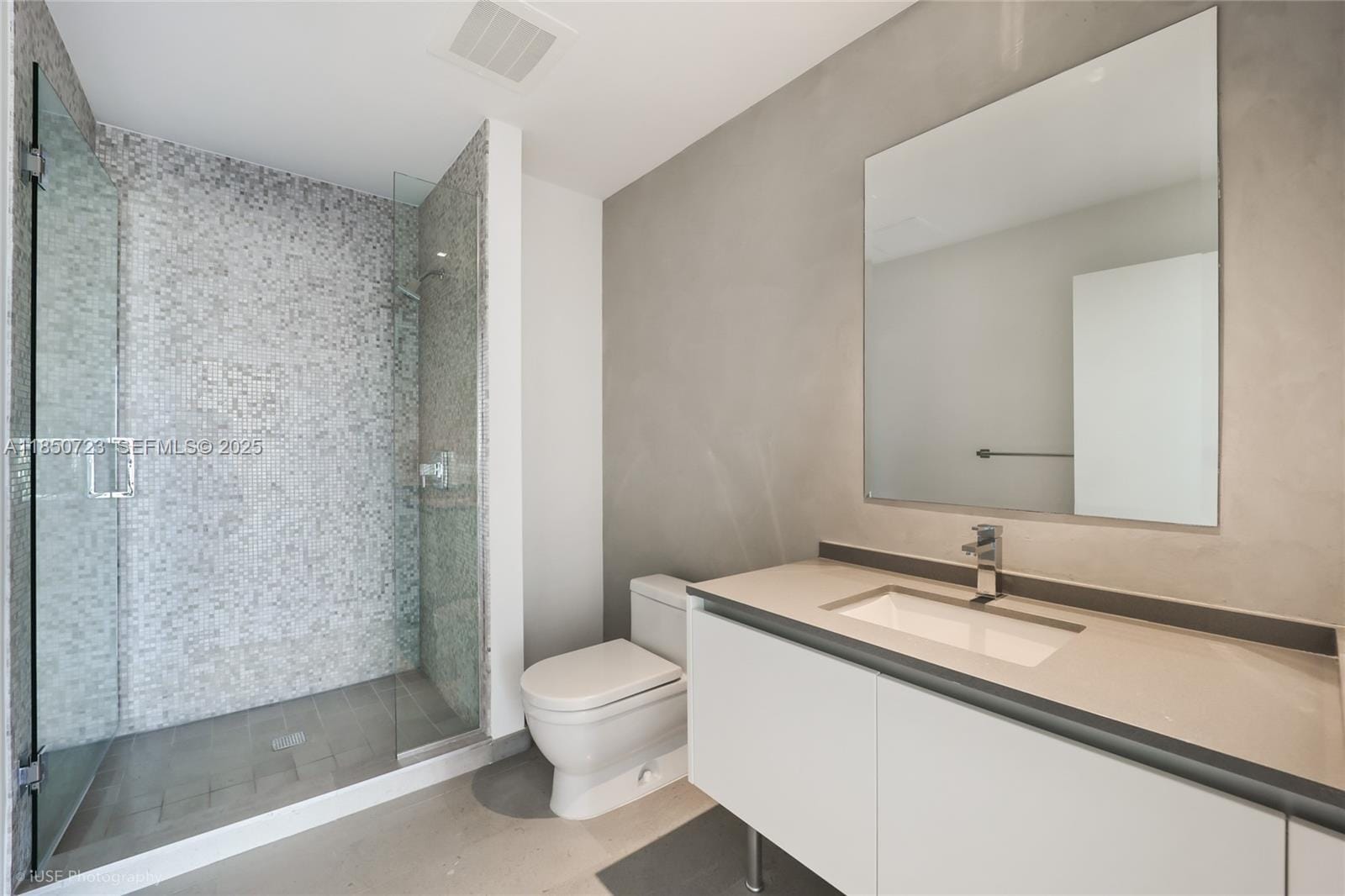 88 SW 7th Street 1202, Miami, FL 33130 photo 10