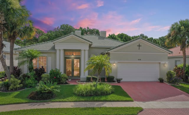 656 SW Little Talbot Court, Port St. Lucie, FL 34986