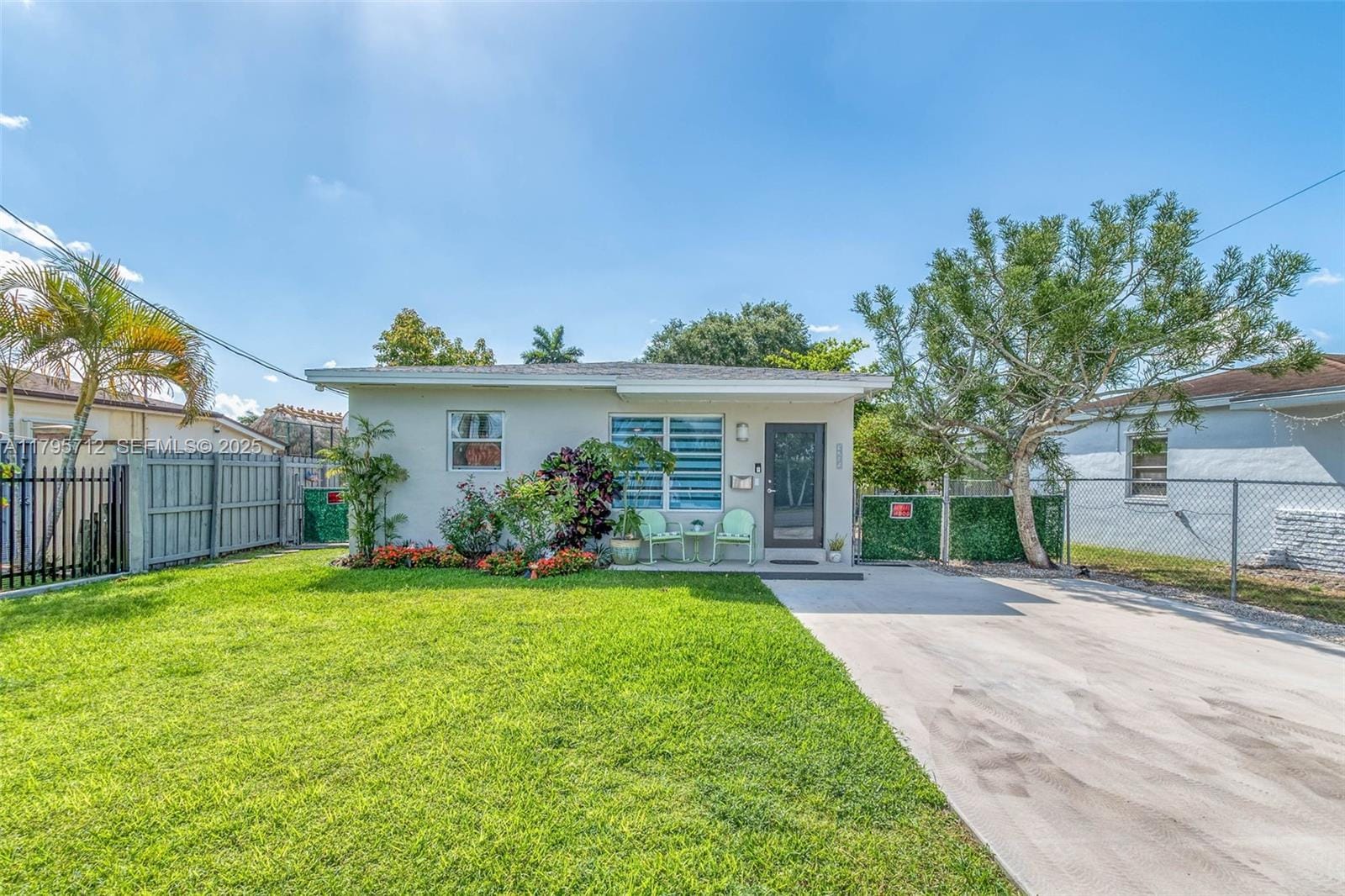 3295 SW 75th Court, Miami, FL 33155