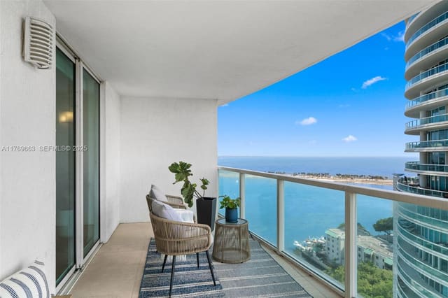 2101 Brickell Avenue 1809, Miami, FL 33129