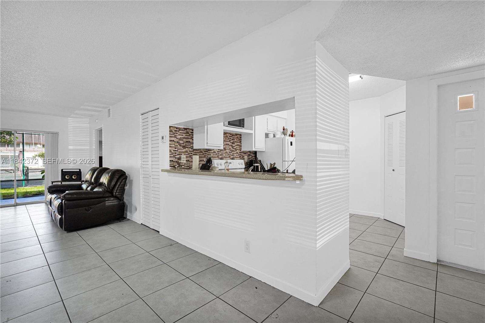 9159 SW 141st Place 9159 — photo 4