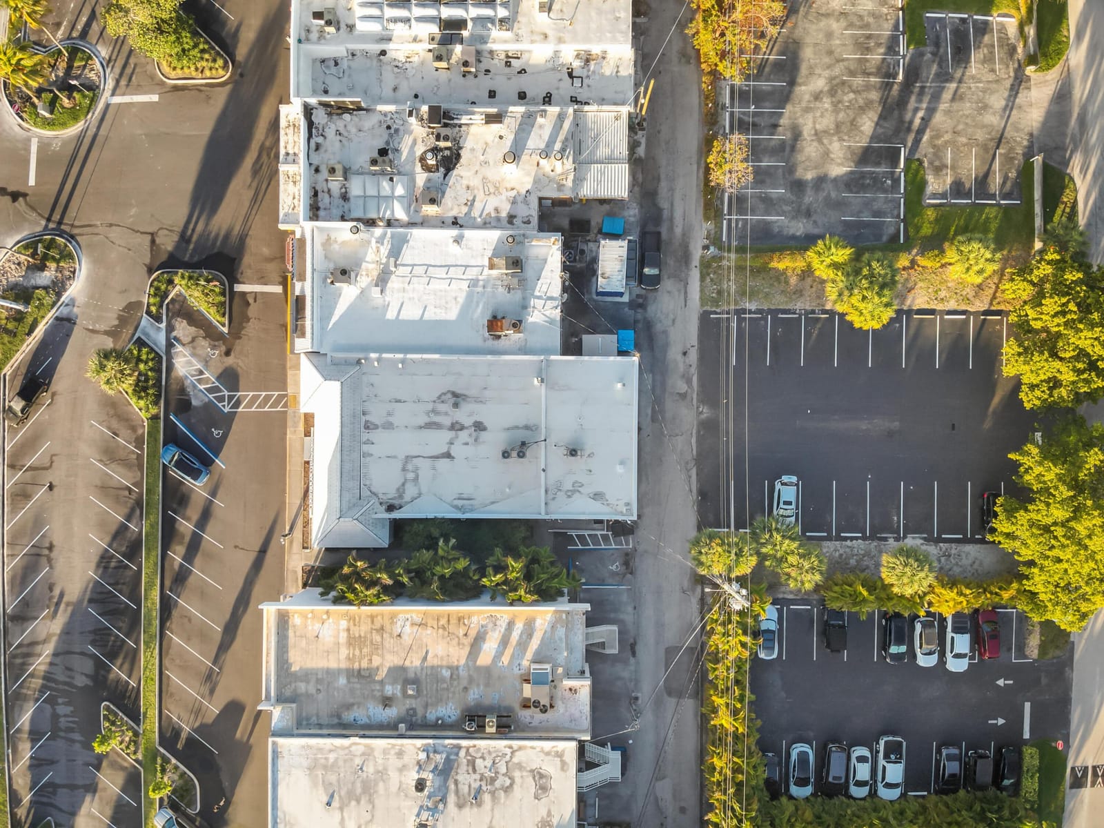 3061 E Commercial Boulevard — photo 4