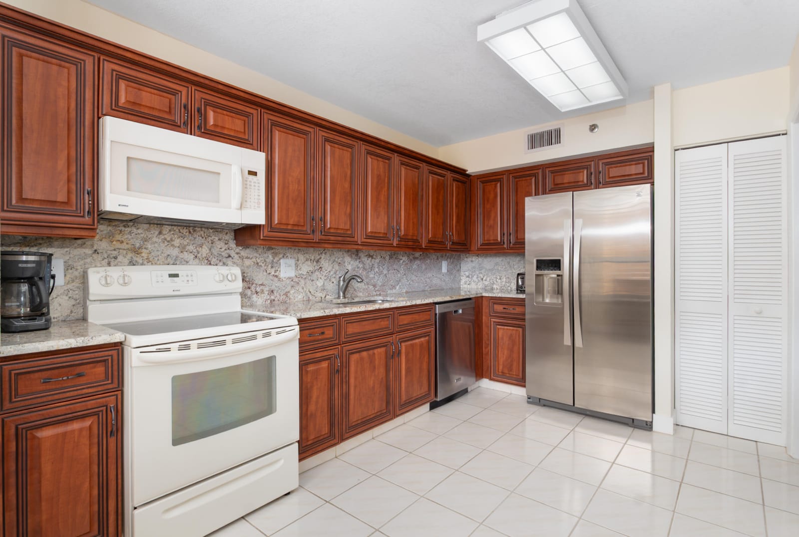 7153 Promenade Drive 601 — photo 11