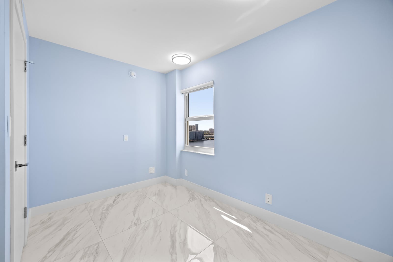 137 Golden Isles Drive 914, Hallandale Beach, FL 33009 photo 24