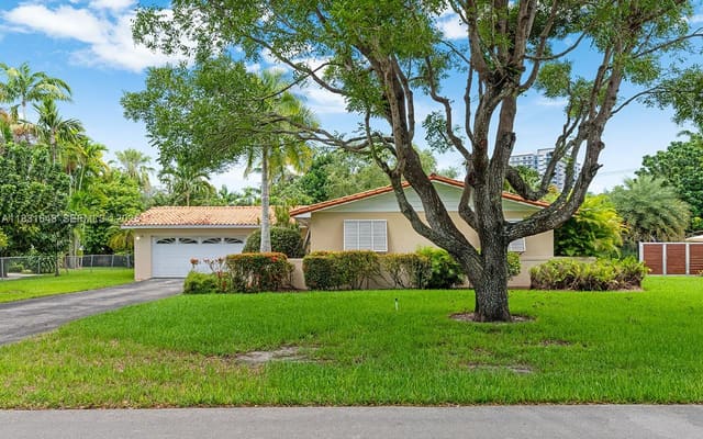 9640 SW 72nd Court, sold in Breezeswept Acres, Pinecrest, FL