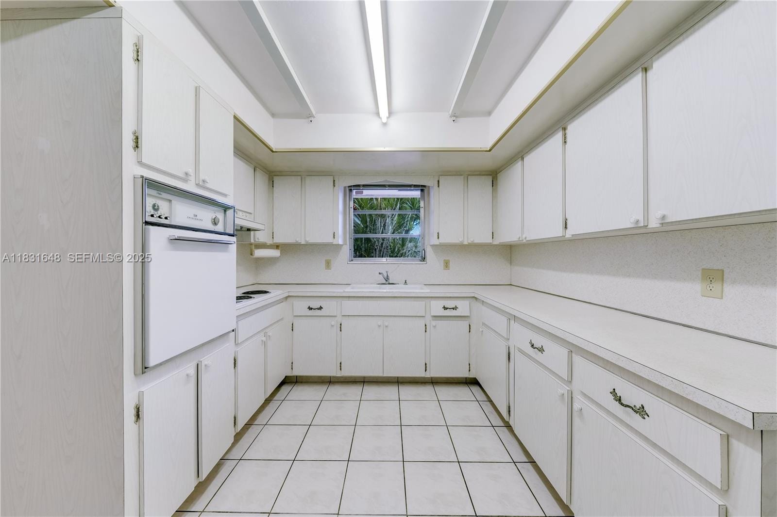 9640 SW 72nd Court — photo 4