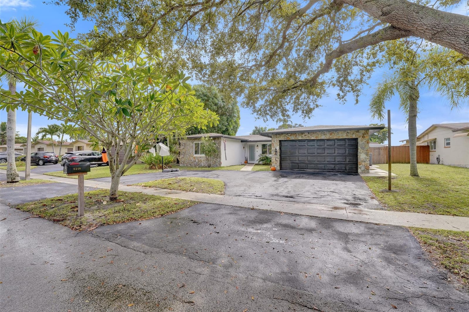 9348 NW 24th Place, Pembroke Pines, FL 33024 photo 18