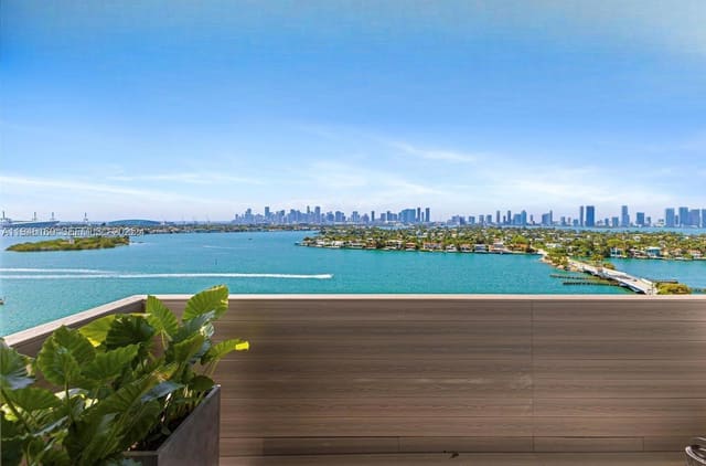 5 Island Avenue 15D, sold in Island Terrace Condo, Miami Beach, FL