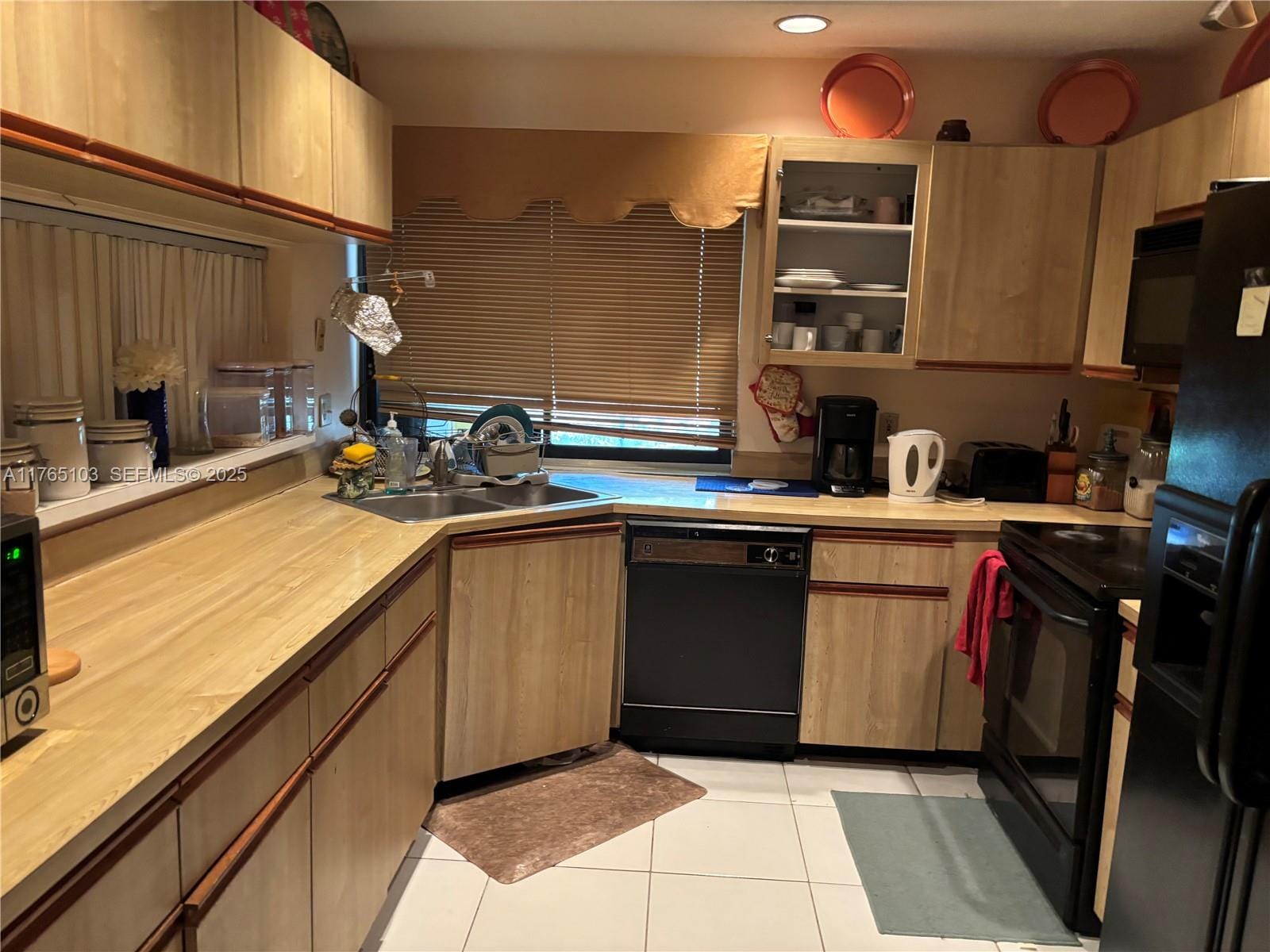 5145 NW 75th Avenue, Lauderhill, FL 33319 photo 3