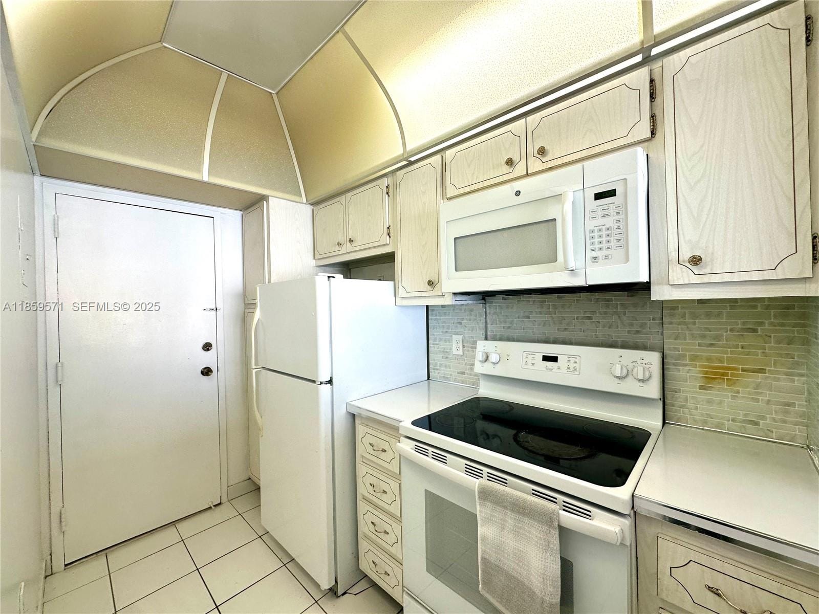 1965 S Ocean Drive 10H, Hallandale Beach, FL 33009 photo 11