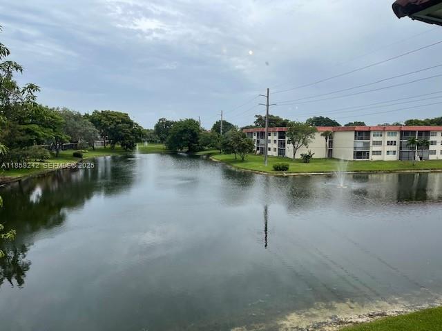 8981 S Hollybrook Boulevard 302, Pembroke Pines, FL 33025, Pembroke Pines