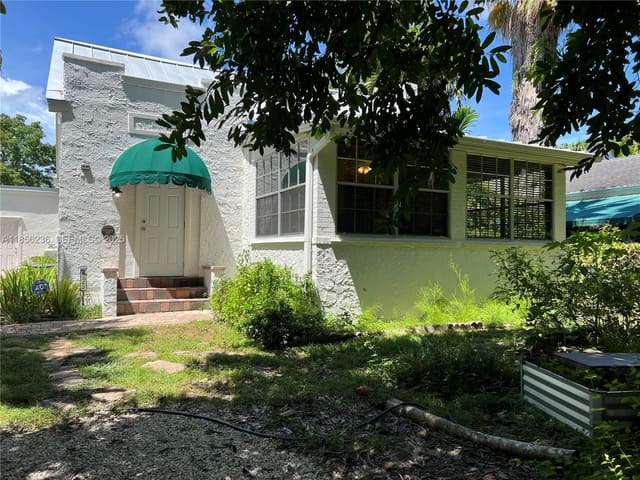 6243 SW 57th Street, South Miami, FL 33143