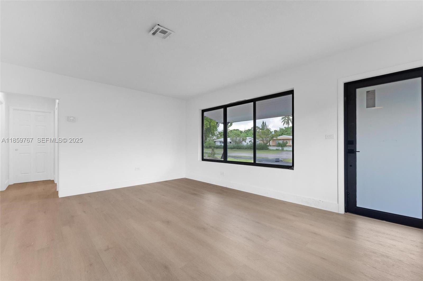 2919 Acapulco Drive, Miramar, FL 33023 photo 2