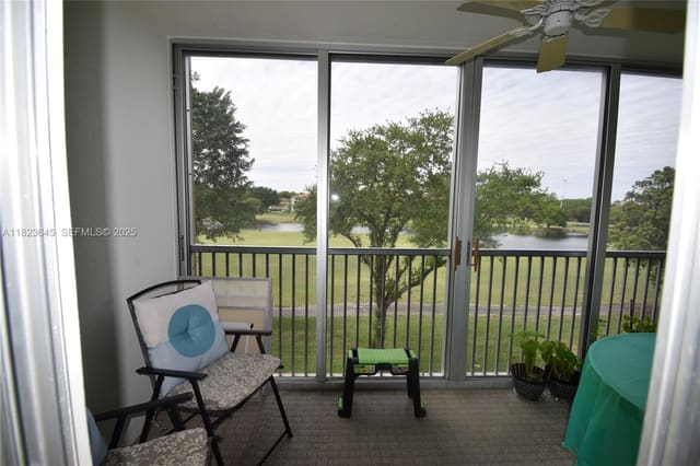100 SW 130th Terrace 311C, Pembroke Pines, FL 33027