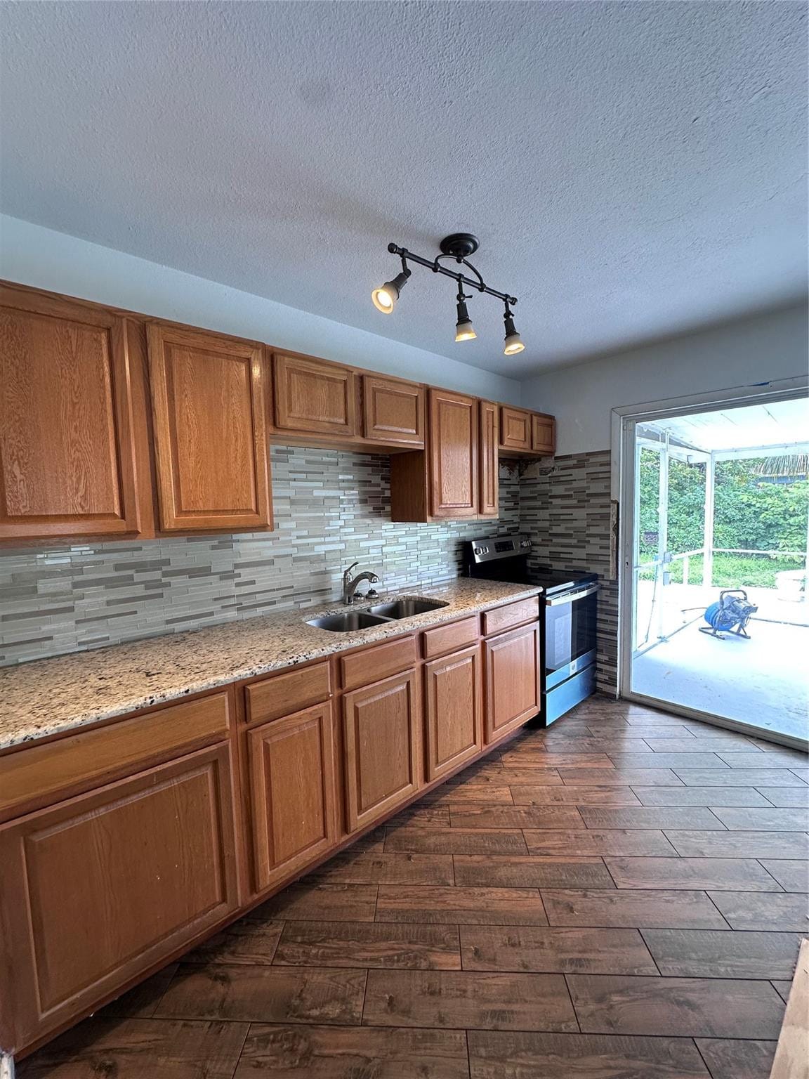 1020 Cherry Road — photo 4