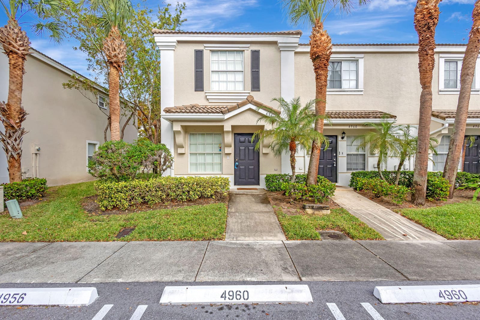 2 bedroom home for sale at 4956 Palmbrooke, West Palm Beach, FL 33417 — $300,000