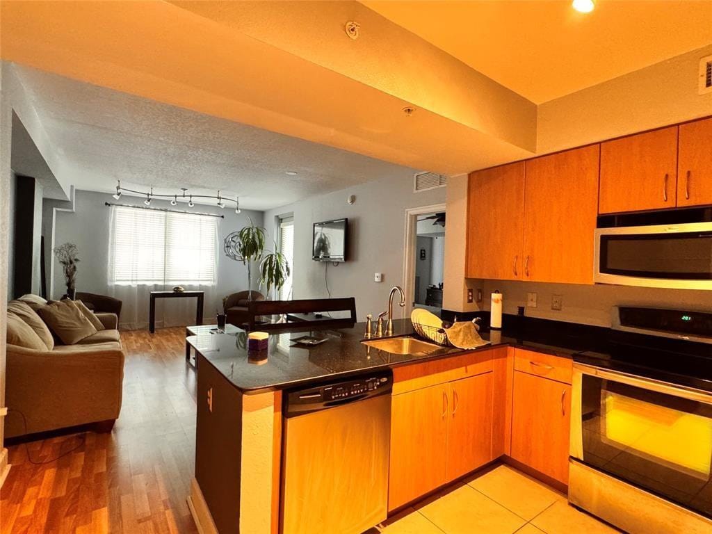 1830 Radius Drive 703 — photo 5