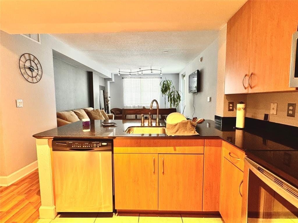 1830 Radius Drive 703 — photo 6