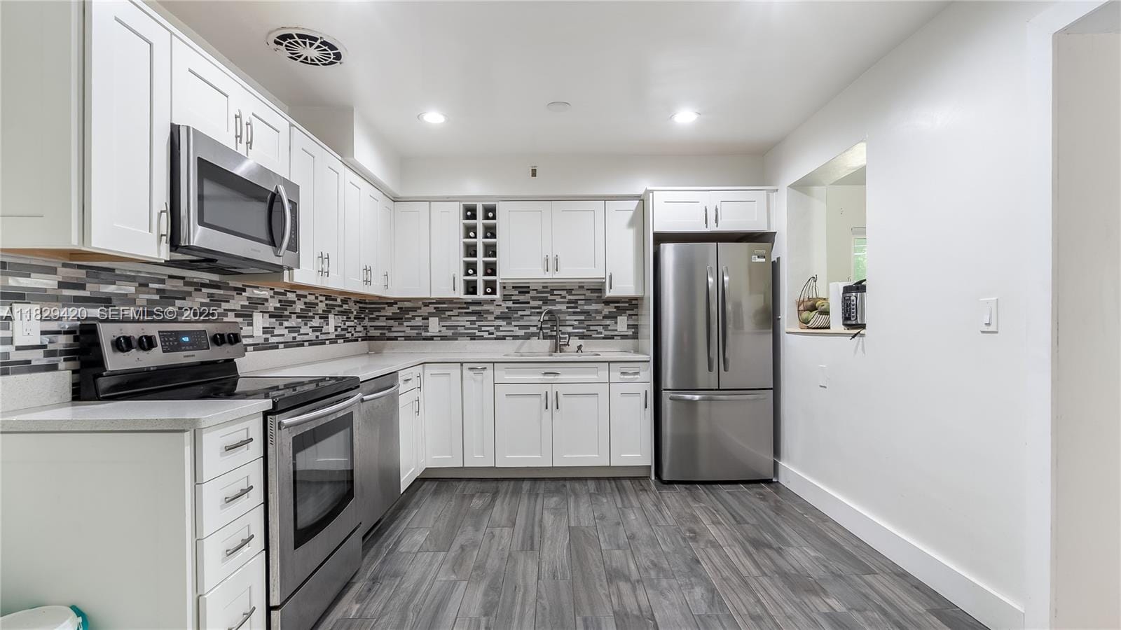 2648 Cleveland Street — photo 8