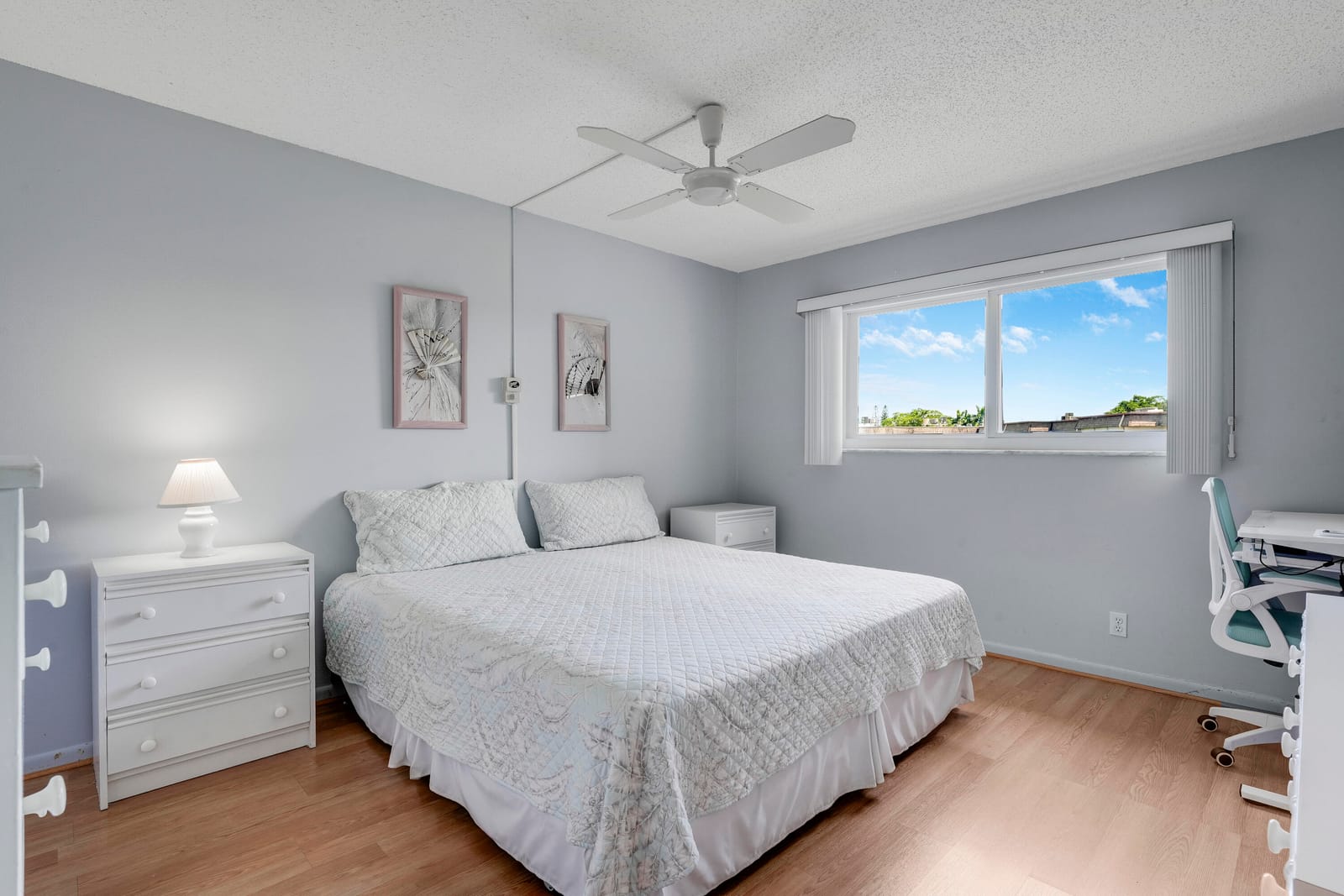 721 Lori Drive 303, Palm Springs, FL 33461 photo 3