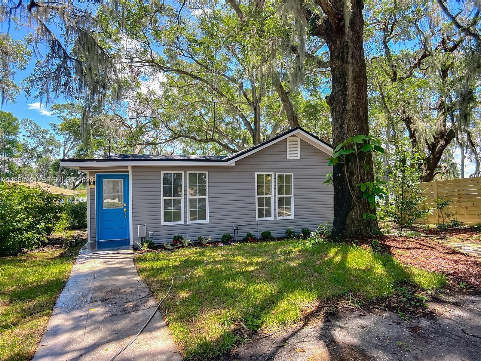 8781 S Lakeshore Drive FLORAL CITY — photo 5