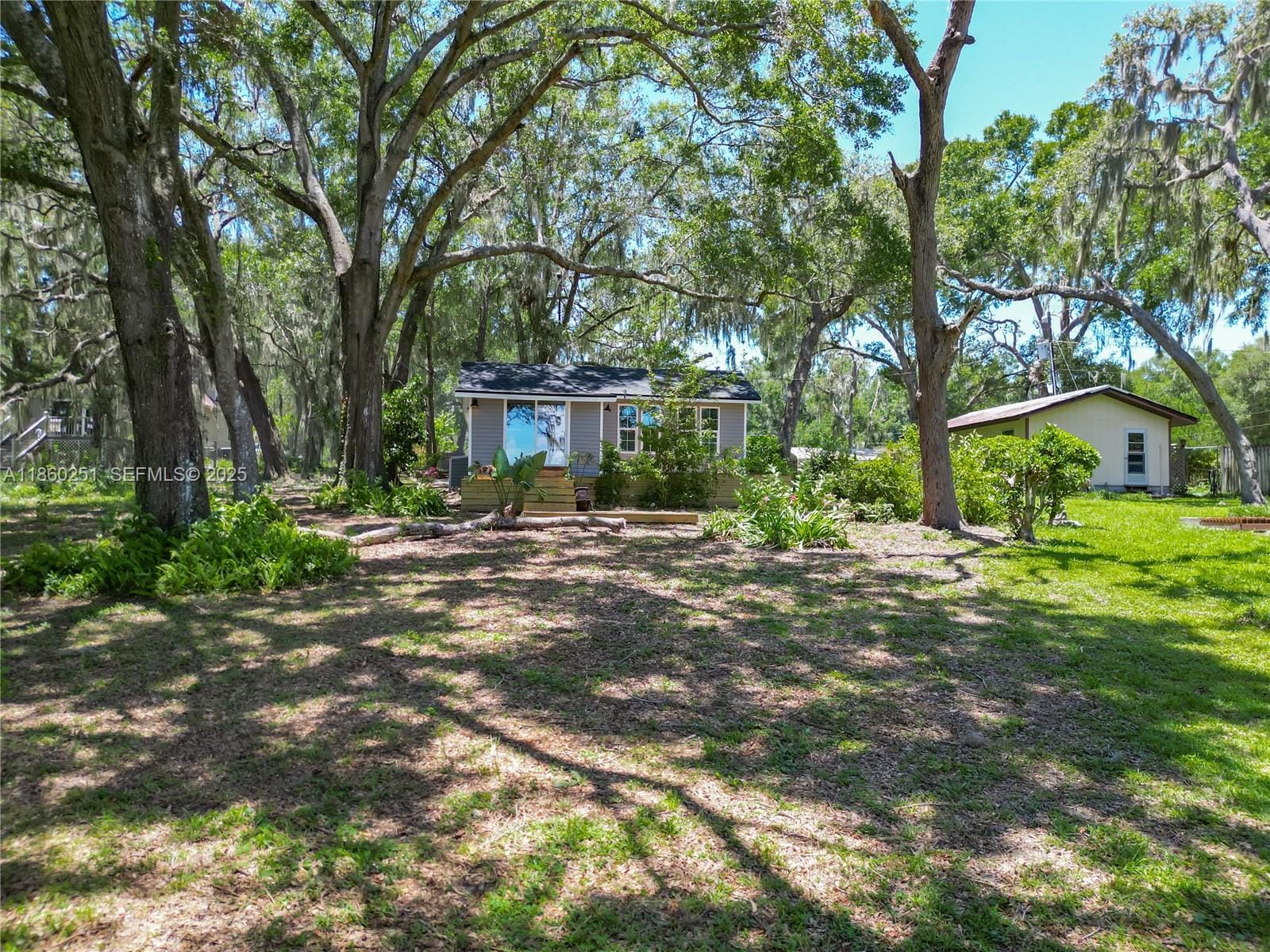8781 S Lakeshore Drive FLORAL CITY — photo 6