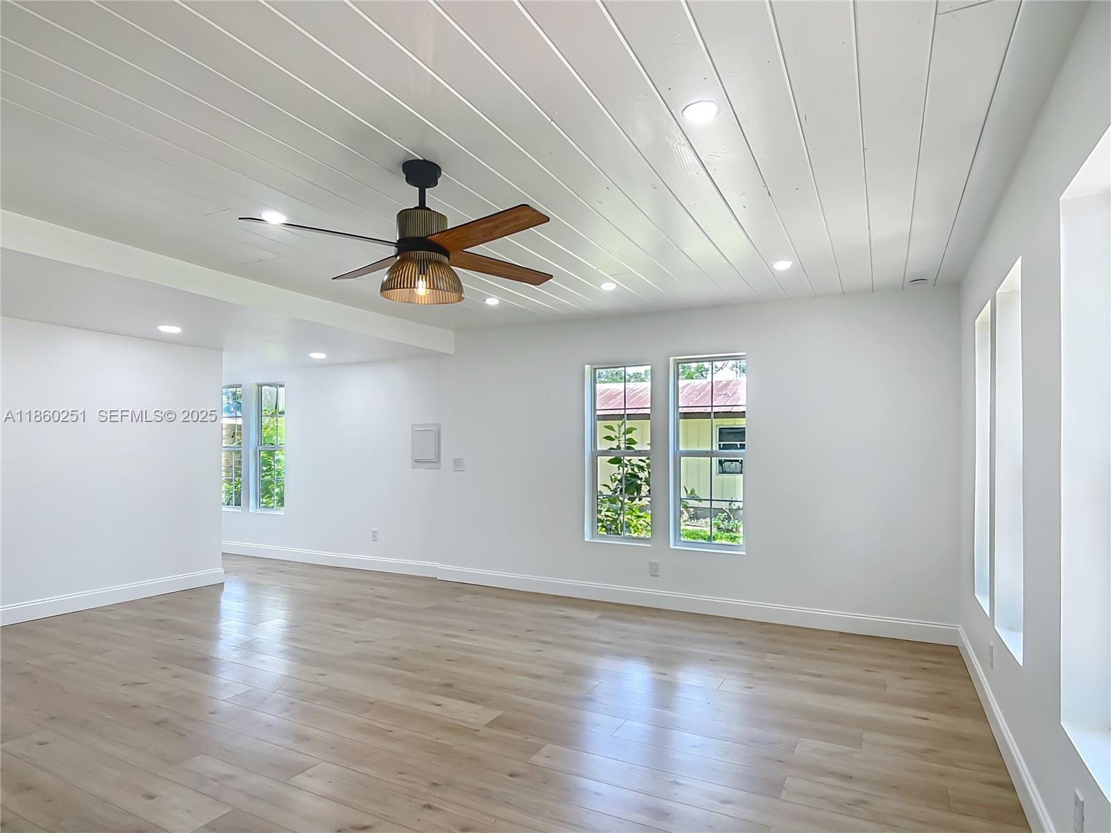 8781 S Lakeshore Drive FLORAL CITY — photo 10